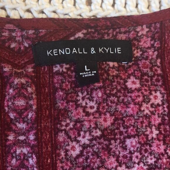 Kendall & Kylie romper sz L - Picture 5 of 5